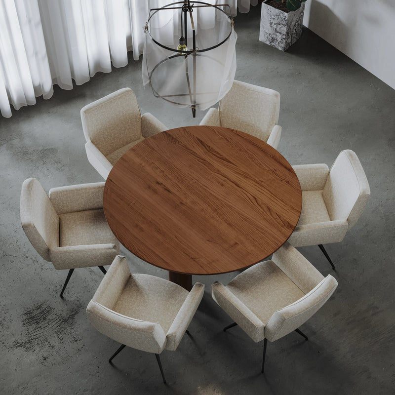 Ronde massief eiken eettafel in de kleur Cocoa