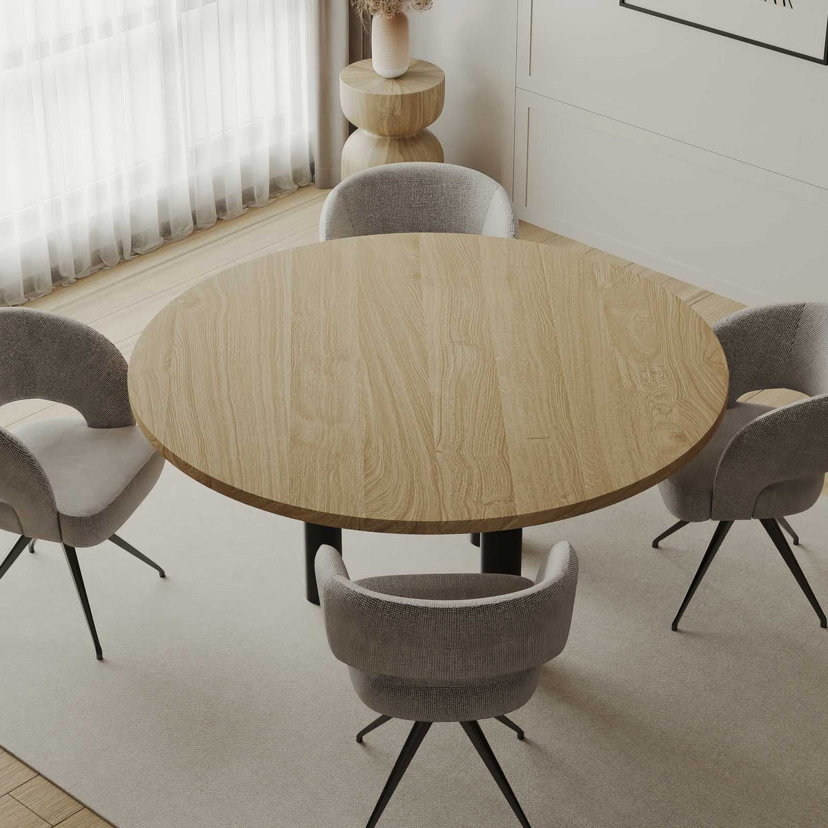 Ronde eiken eettafel in Natural met stoelen