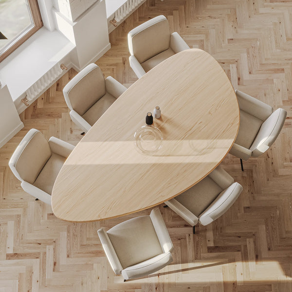 Organische eiken eettafel in de kleur Natural, massief eiken blad