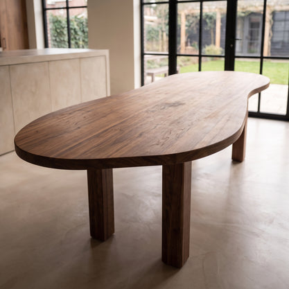 Massief eiken tafelblad in Chocolate van de kiezelvormige eettafel, zonder stoelen